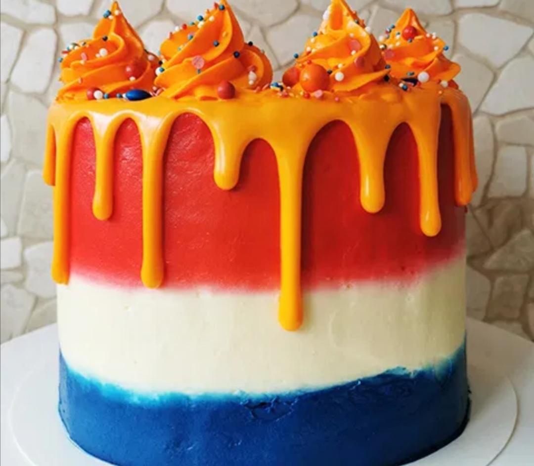 Cake I made with the Dutch flag on it. (It was a national holiday yesterday) | Scrolller
